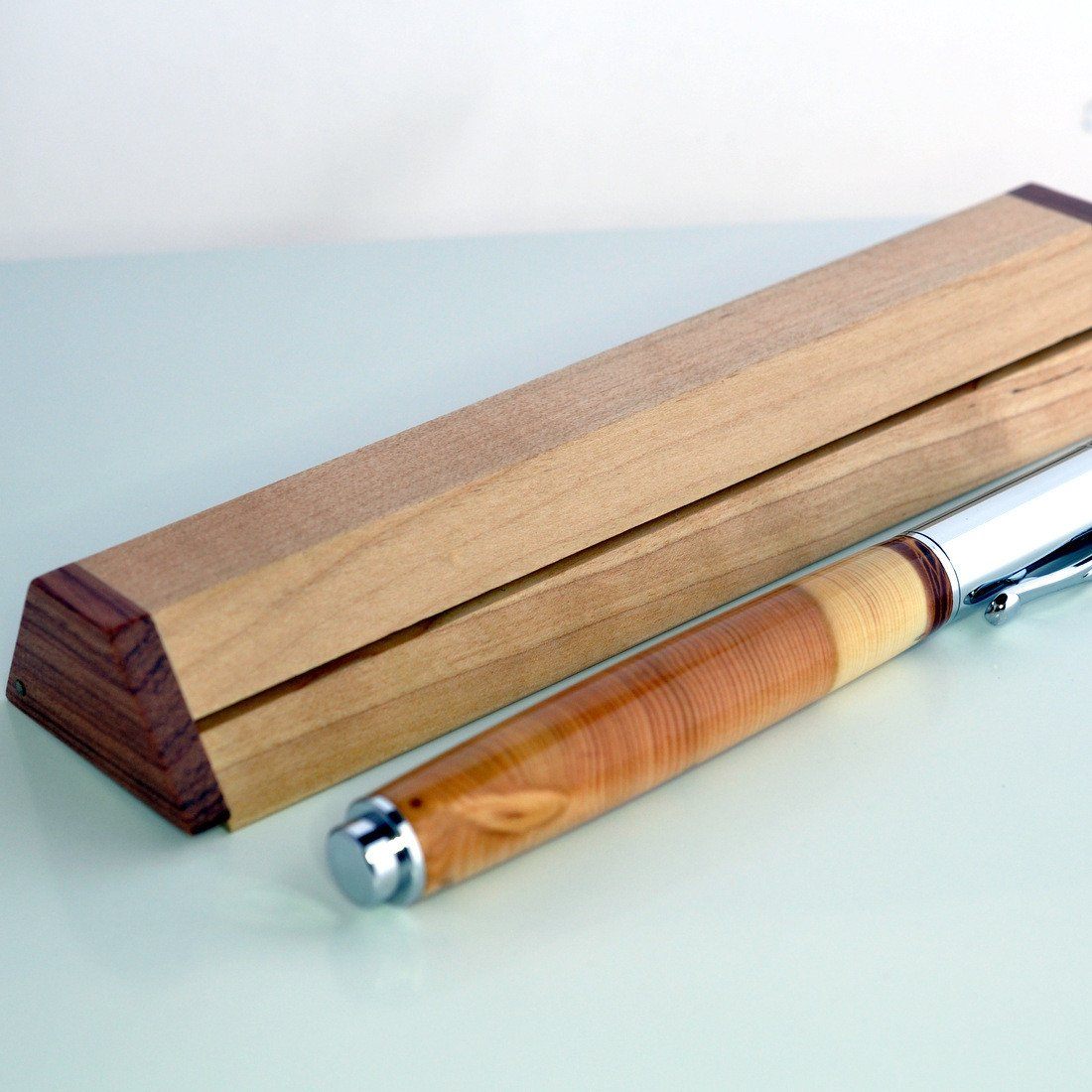 Corporate Gift Fountain Pen - Tree Ring Co